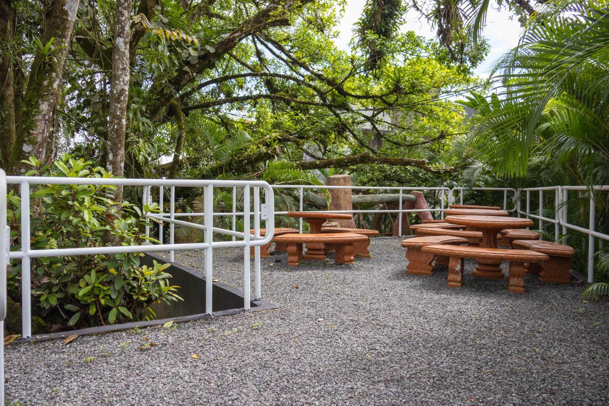 Hotel Relax Termalitas - Thermal Water La Fortuna Extérieur photo