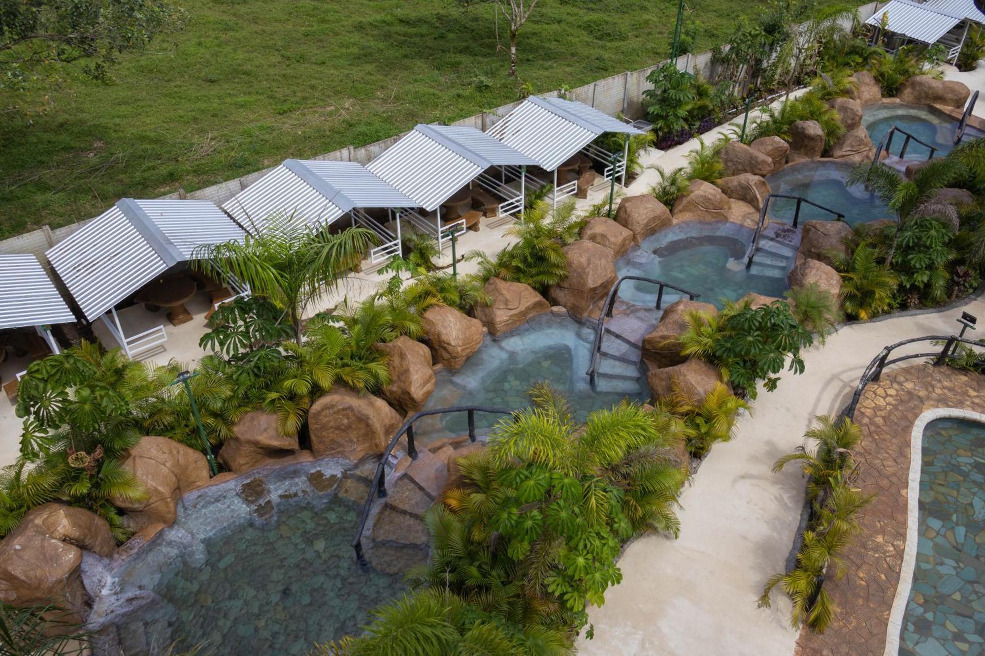Hotel Relax Termalitas - Thermal Water La Fortuna Extérieur photo