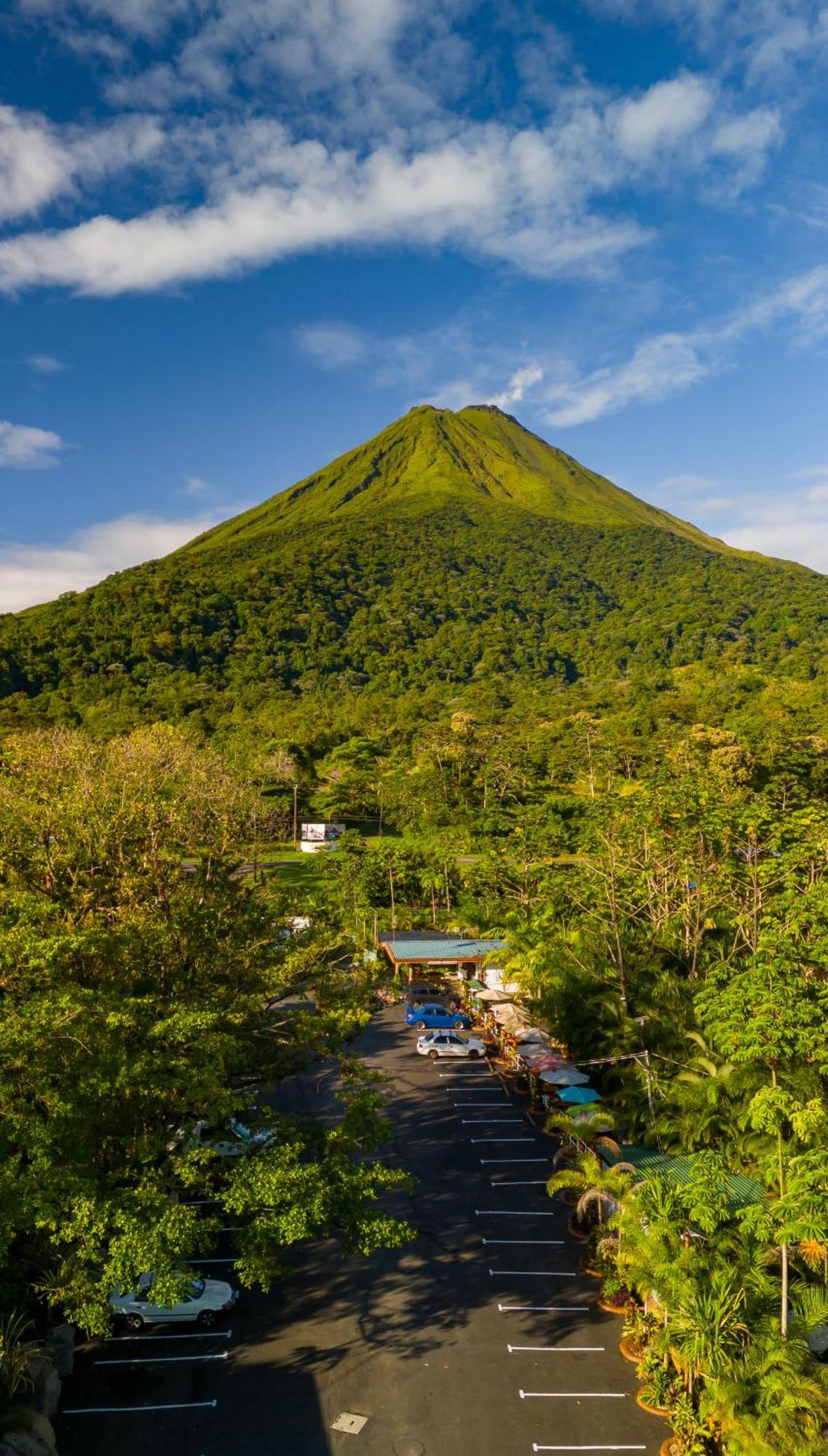 Hotel Relax Termalitas - Thermal Water La Fortuna Extérieur photo